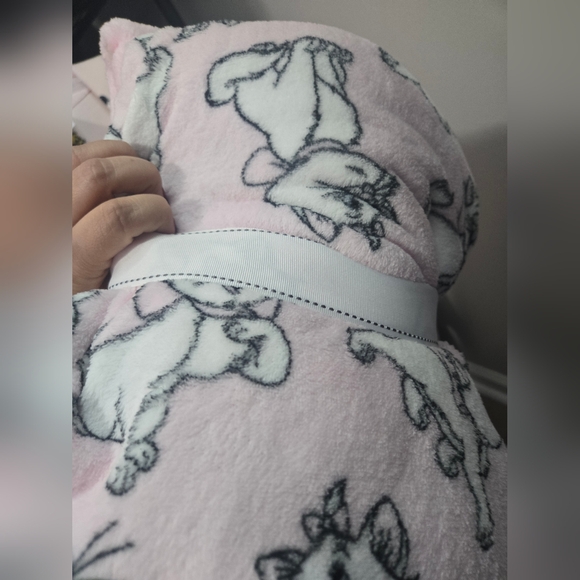 Disney Pink Marie Graphic Pajama Set Primark STAY SASSY - Picture 4 of 4